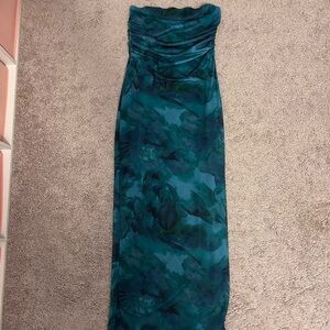 Elegant Teal Strapless Dress
